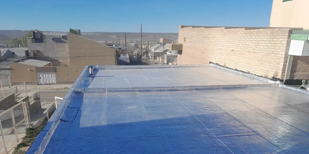 Chubut, Ignacio Torres, Escuela 213, Puerto Madryn, infraestructura escolar, desagües pluviales, techos, impermeabilización, Nicolás Cittadini, obras en escuelas, desobstrucción, filtraciones, educación, reparación de techos, avance de obra, mejoras escolares