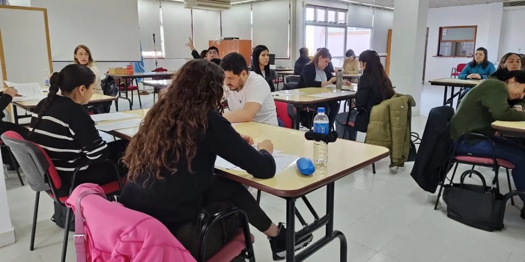 Chubut, Residencias del Equipo de Salud 2024, Ignacio Torres, Secretaría de Salud, formación médica, hospitales, Comodoro Rivadavia, Trelew, Puerto Madryn, Esquel, Rawson, medicina, salud pública, capacitación en salud, beneficios laborales