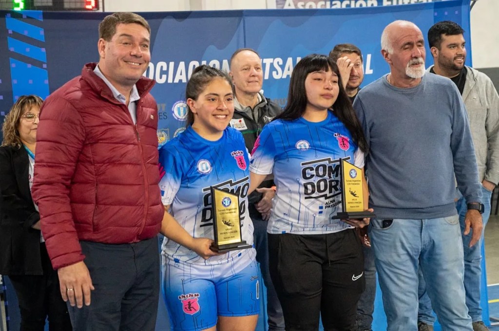 Torneo Nacional de Futsal Femenino, fútbol femenino, Rawson, Puerto Deseado, Comodoro Rivadavia, Rosario, Chubut Deportes, EKUFAL, Damián Biss, deportes juveniles, fútbol en Chubut, delegaciones deportivas, evento deportivo, turismo en Rawson, crecimiento del deporte femenino, fútbol juvenil