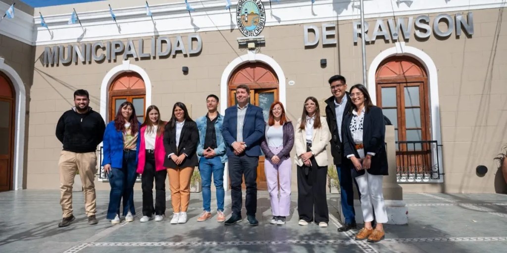 FURP, Damián Biss, Juan Flores Revillot, jóvenes chubutenses, Seminario País Federal, Programa Pre País Federal, formación política, Chubut, Fundación Universitaria del Río de la Plata, liderazgo, Programa USA, educación, política, Rawson, seminarios,