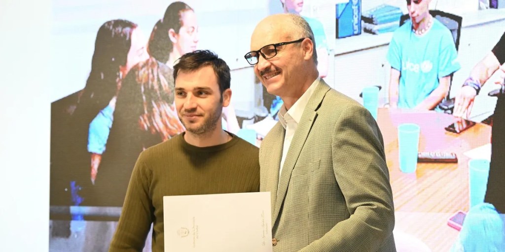 Chubut, UNICEF, convenio MUNA, derechos de la niñez, Ignacio Torres, Florencia Papaiani, protección de derechos, educación en Chubut, adicciones juveniles, suicidio juvenil, provincia patagónica, municipios unidos, bienestar social, capacitación municipal, servicios de protección, infancia en Argentina