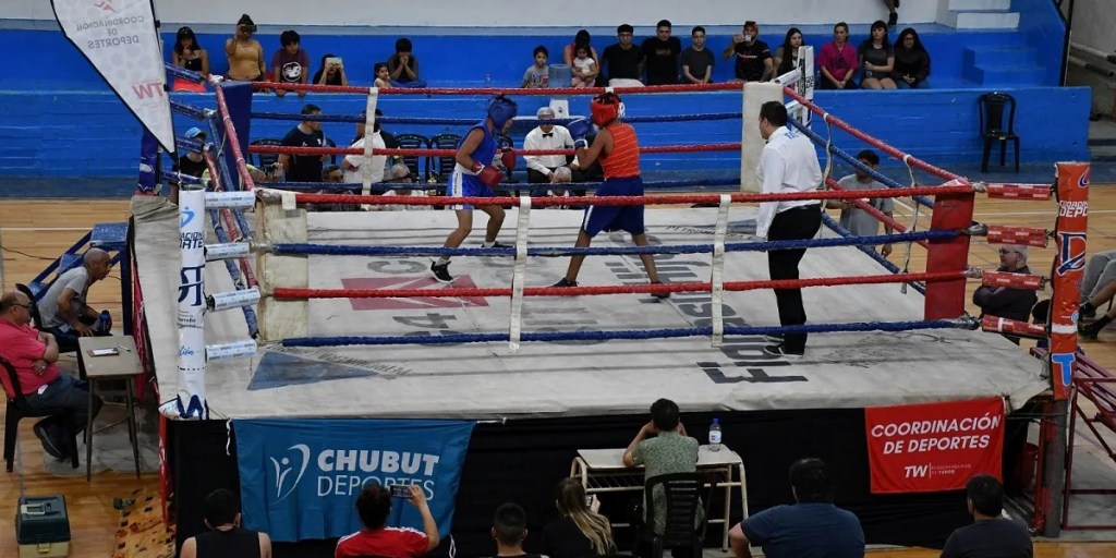Jóvenes promesas del boxeo compiten en Trelew en el torneo&nbsp;Evita