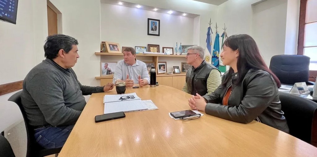 Rawson avanza con el proyecto del muelle flotante para impulsar el&nbsp;turismo