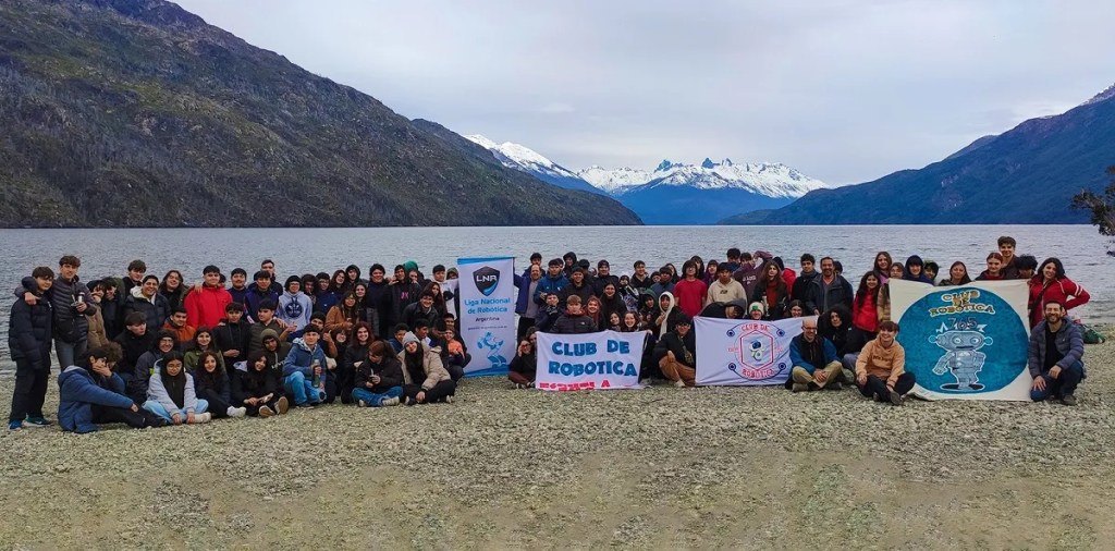 Encuentro Provincial de Robótica, Lago Puelo, Gobierno del Chubut, Ignacio Torres, estudiantes, tecnología educativa, Ricardo Pavez, competencia de robótica, escuelas de Chubut, camaradería, trabajo en equipo, nuevas tecnologías, educación en robótica, ley de Inteligencia Artificial, educación tecnológica