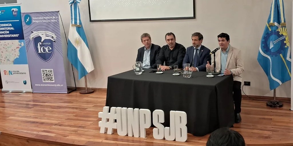 Rincones Universitarios, educación en Chubut, inclusión financiera, Banco del Chubut, Universidad Nacional de la Patagonia, diplomatura, educación a distancia, Ignacio Torres, educación superior, localidades del interior, educación financiera, formación online, Rawson, Gaiman, Cholila, Paso de Indios
