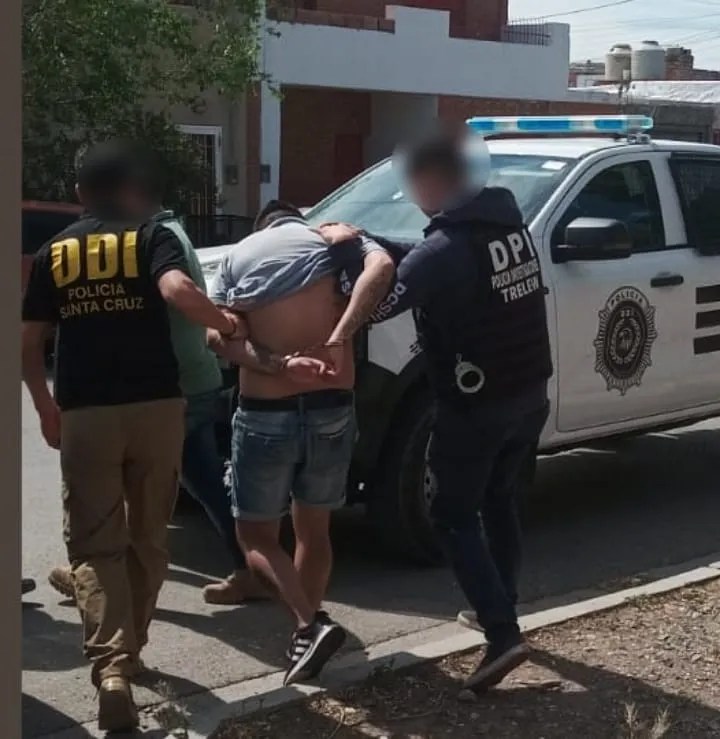 Policía del Chubut, Trelew, robo agravado, allanamientos, Policía de Santa Cruz, investigación, detenciones, seguridad, Caleta Olivia, elementos secuestrados, justicia