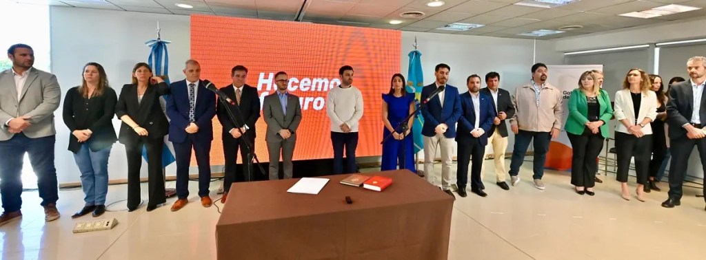 Ignacio Torres, austeridad, digitalización, Chubut, cambios en Gabinete, reducción de cargos, reorganización interna, Censo de Empleados Públicos, eficiencia en el Estado, Administración Pública, política provincial, Secretaría de Coordinación, nuevos funcionarios, transparencia, gabinete chubutense, gestión pública