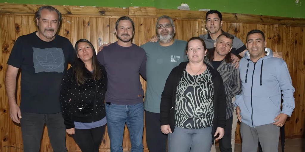 Trelew, barrio Oeste, Gerardo Merino, reunión vecinal, políticas públicas, desarrollo urbano, diálogo comunitario, gestión municipal, Plan Integral, participación ciudadana, mantenimiento de calles, limpieza, concejales, sostenibilidad, vecinalistas, gobierno local