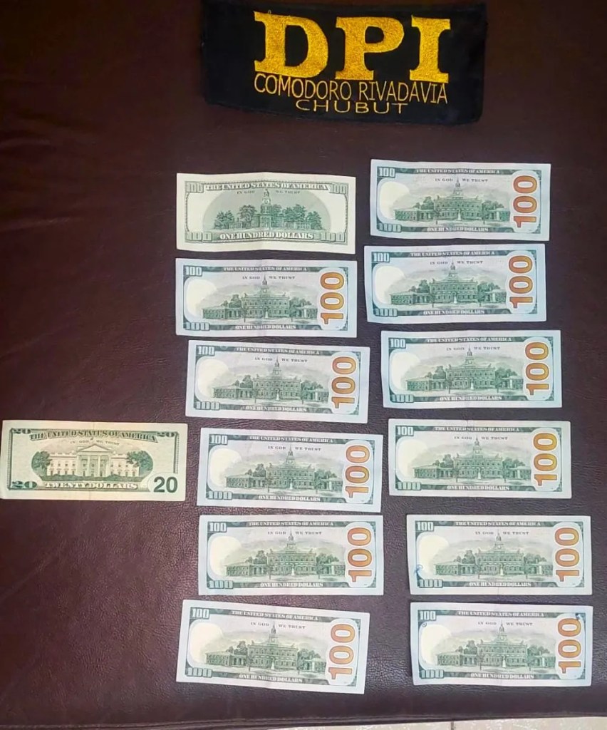 robo agravado, Trevelin, Comodoro Rivadavia, Policía de Chubut, División de Investigaciones, Pablo Lobos, banda delictiva, secuestro de dinero, Ministerio Público Fiscal, audiencia de control, allanamientos, Martín O'Connor, camioneta secuestrada, violencia en Trevelin, seguridad Chubut, investigación policial