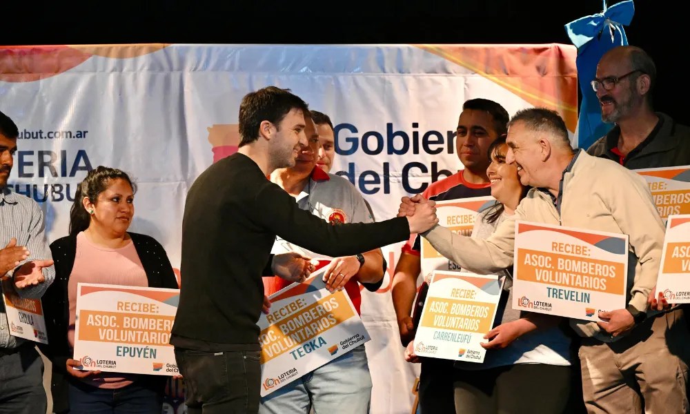 APORTES Y EQUIPAMIENTO A BOMBEROS Y BRIGADAS&nbsp;FORESTALES