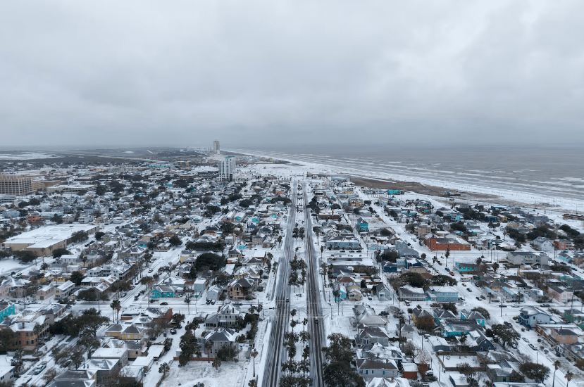 OLA POLAR HISTÓRICA EN ESTADOS UNIDOS: INTENSAS NEVADAS Y TORMENTAS AZOTAN&nbsp;FLORIDA.