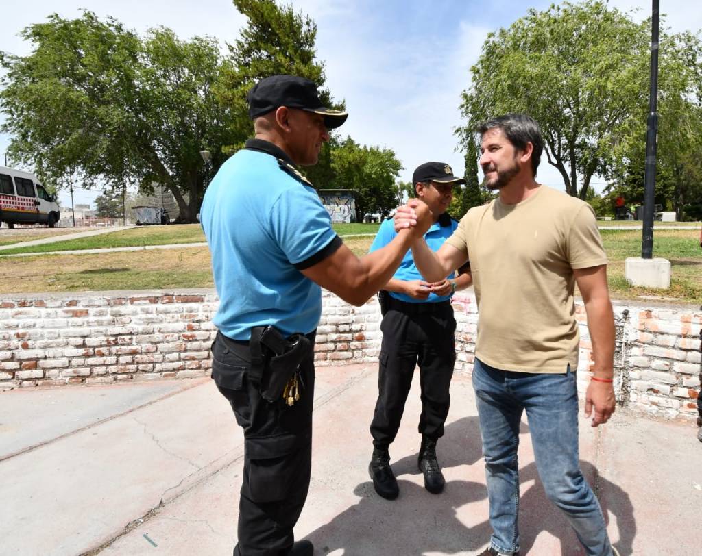 MERINO DESTACÓ LA RECUPERACIÓN DE ESPACIOS PÚBLICOS CON LA INAGURACIÓN DEL PUNTO PREVENTIVO EN LA LAGUNA&nbsp;CHIQUICHANO.