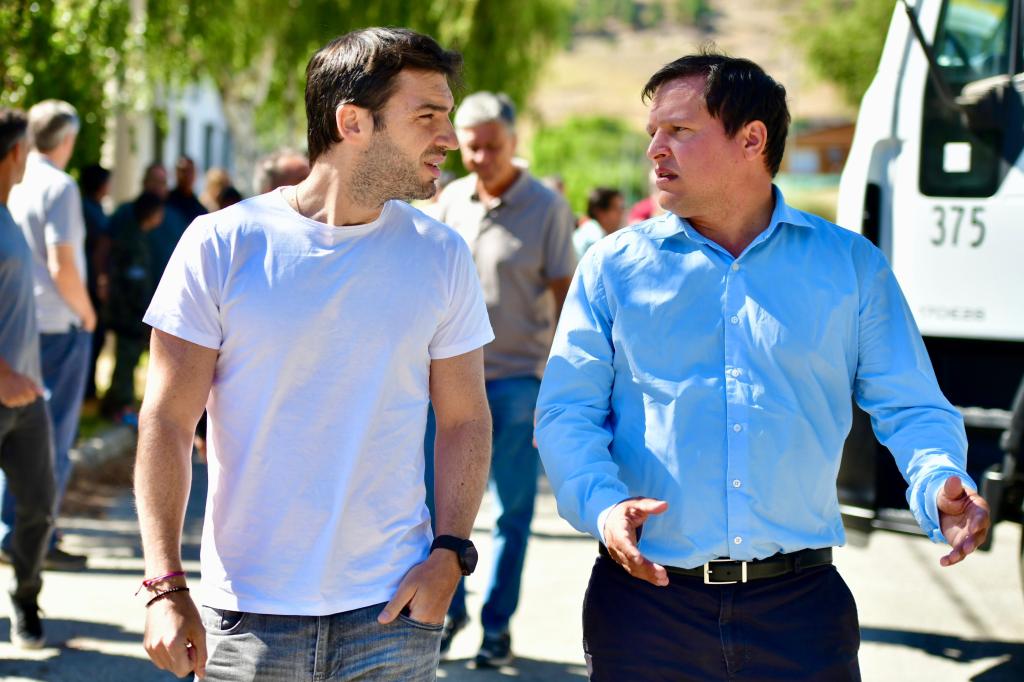 TORRES: «SEGUIMOS REFORZANDO EL PARQUE AUTOMOTOR DE VIALIDAD PROVINCIAL PARA MEJORAR LAS TAREAS EN TERRENO Y EL CONTROL DE&nbsp;INCENDIOS»