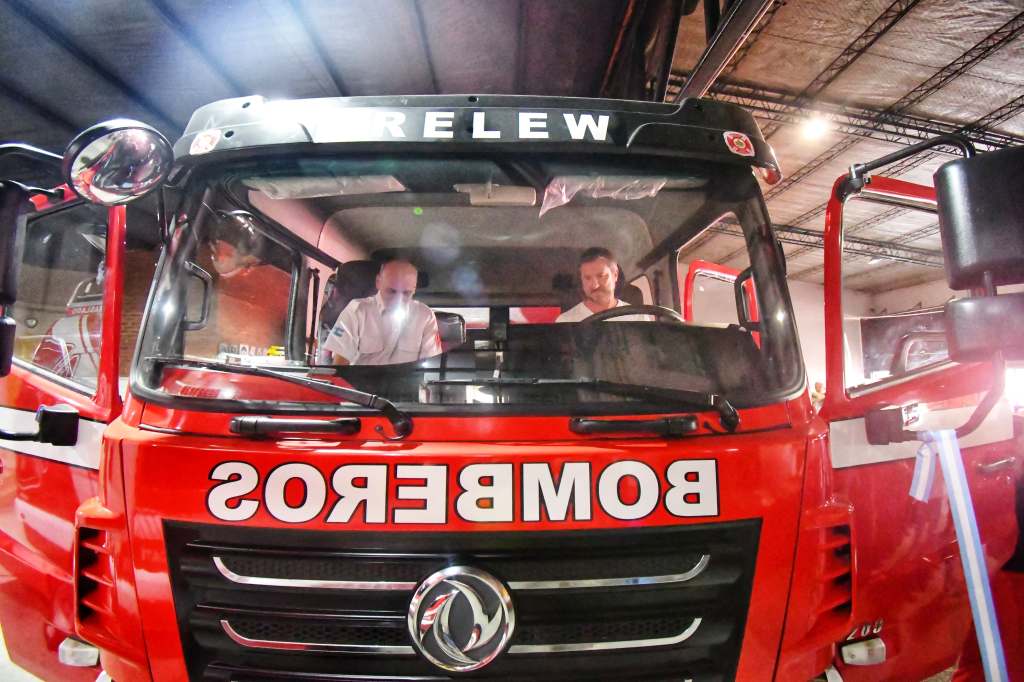 EN EL 49° ANIVERSARIO DE LOS BOMBEROS, MERINO RECONOCIÓ EL COMPROMISO Y LA ADMINISTRACIÓN ORDENADA DE LA&nbsp;INSTITUCIÓN.