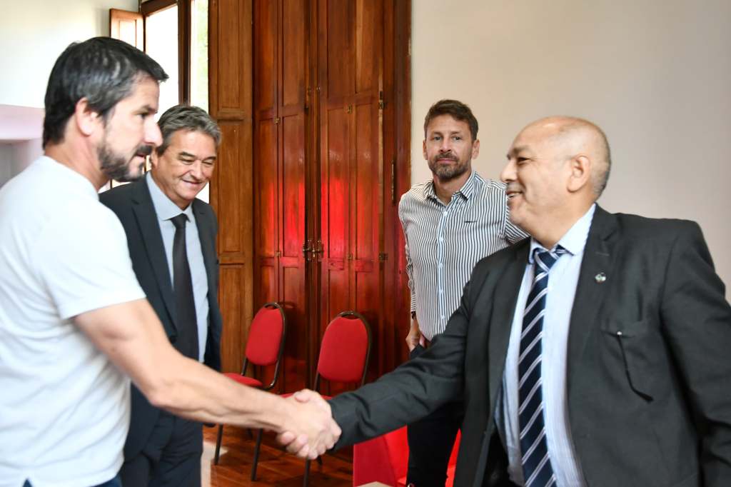 MERINO RECIBIÓ A AUTORIDADES DEL BANCO&nbsp;CREDICOOP.
