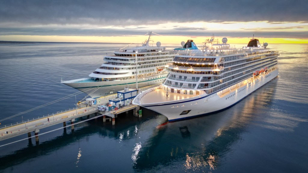 DOS CRUCEROS ARRIBARON A CHUBUT EN UNA JORNADA DE INTENSA ACTIVIDAD&nbsp;PORTUARIA.