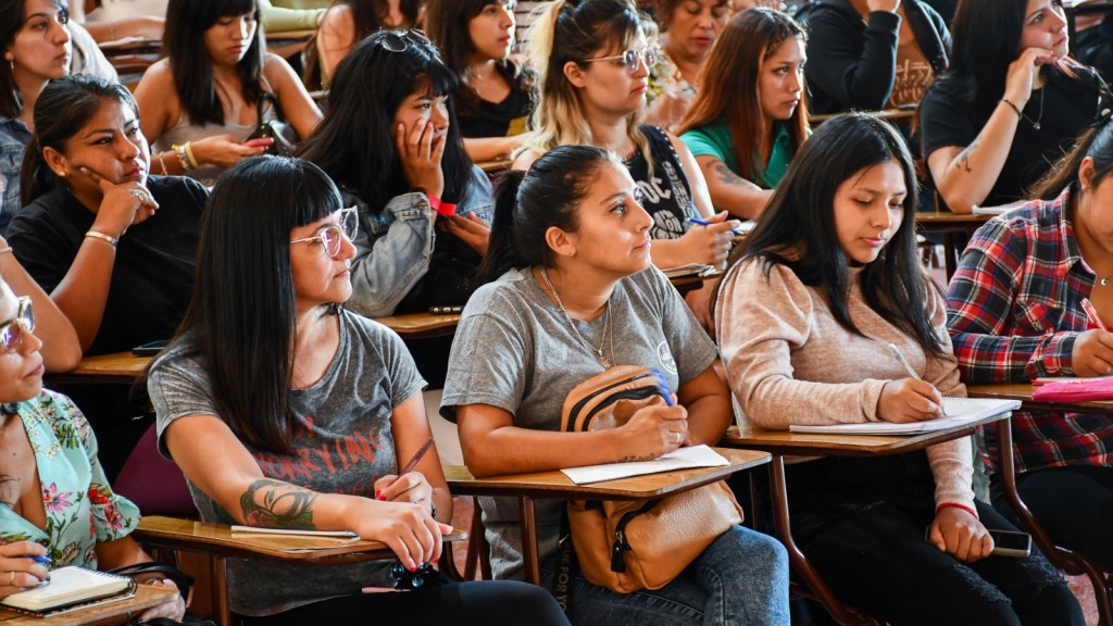 PROVINCIA ACOMPAÑA A LA UNIVERSIDAD DEL CHUBUT EN LA MODERNIZACIÓN DEL SISTEMA DE&nbsp;INSCRIPCIONES.