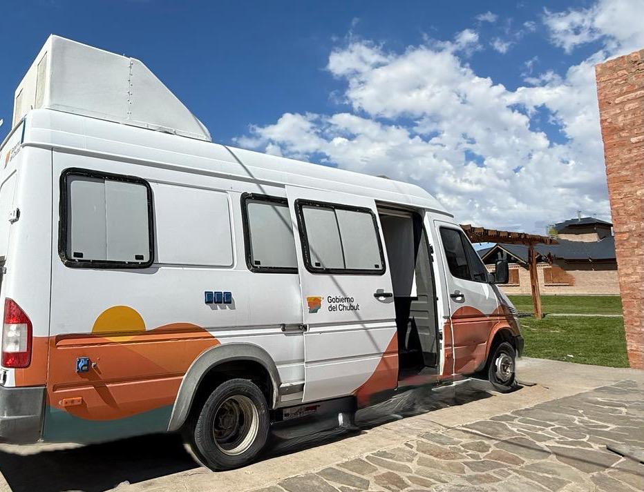 LA UNIDAD MÓVIL DEL REGISTRO CIVIL VISITARÁ ESCUELAS PARA TRÁMITES DE&nbsp;DNI.