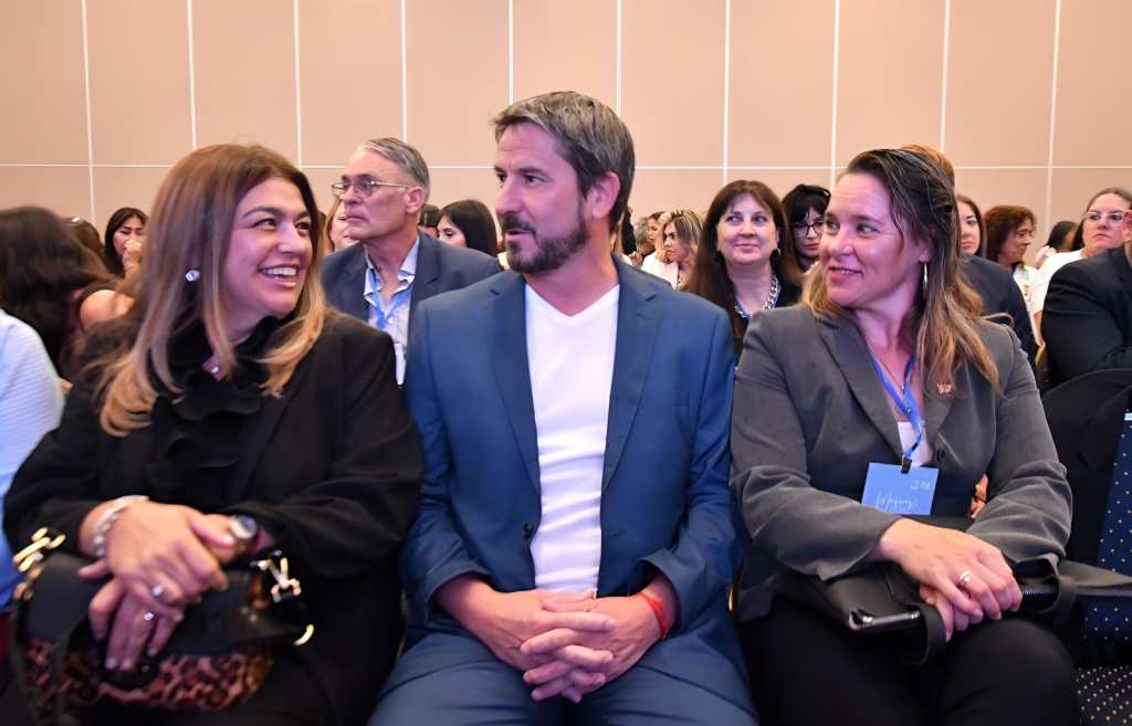 MERINO REALZÓ EL ROL DE LA MUJER EN LA COMUNIDAD: «YA NO SE DISCUTE SU CAPACIDAD EN LOS ESPACIOS DE&nbsp;LIDERAZGO».