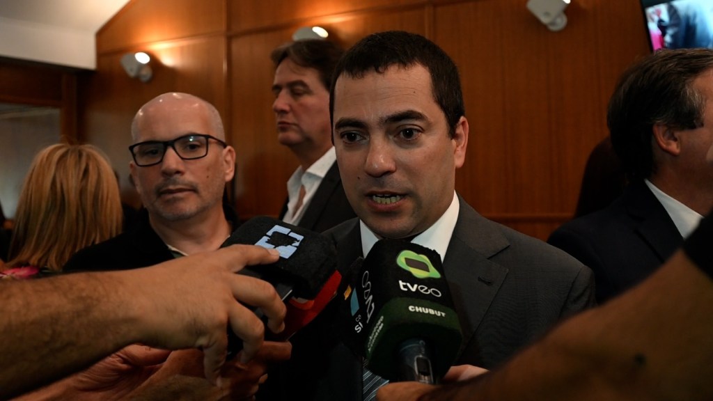 GIACOMONE: «VENGO A APORTAR A UN CUERPO COLEGIADO QUE YA VIENE&nbsp;FUNCIONANDO».