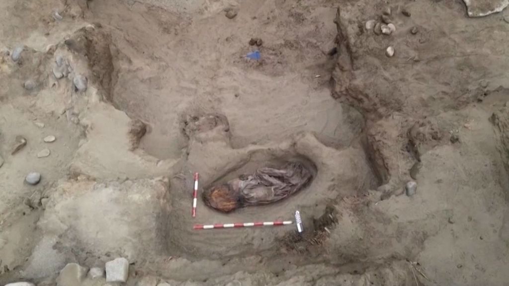 HALLAZGO HISTÓRICO EN PERÚ: ENCUENTRAN RESTOS DE UNA MUJER DE HACE 5.000&nbsp;AÑOS.