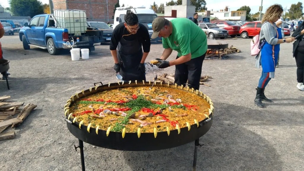 LA 7° EDICIÓN DE LA PAELLA SOLIDARIA SE REALIZARÁ ESTE VIERNES EN&nbsp;TRELEW.