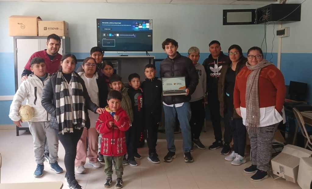CHUBUT AMPLÍA SU RED DE SALAS DE TECNOLOGÍA EDUCATIVA CON NUEVAS INSTALACIONES EN GASTRE Y&nbsp;BLANCUNTRE.