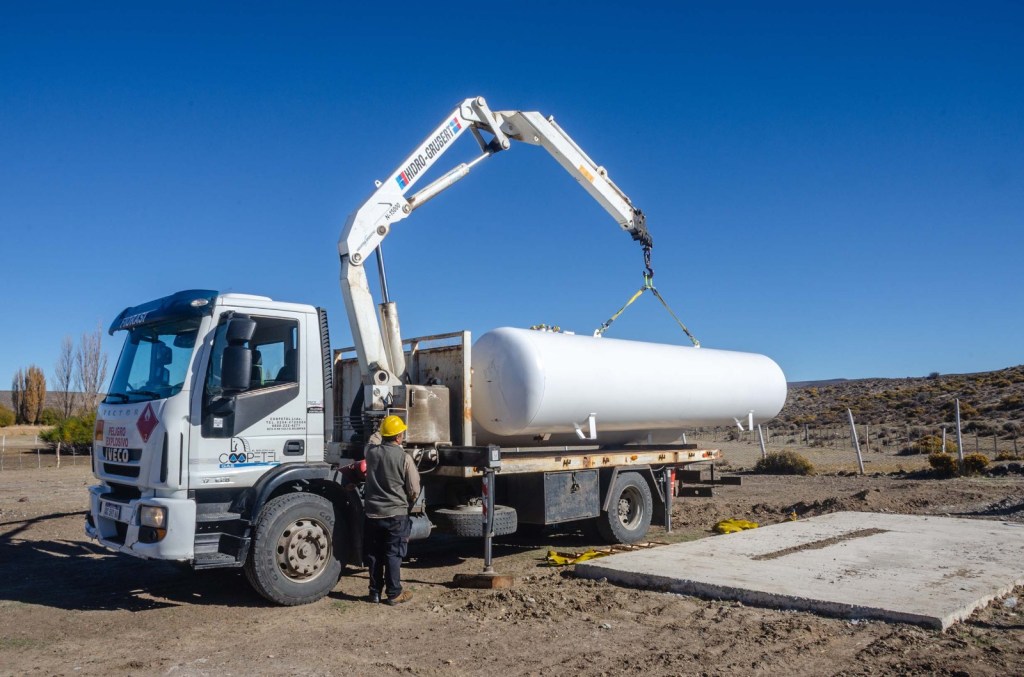 PROVINCIA ASEGURA EL SUMINISTRO DE GAS EN ESCUELAS Y HOSPITALES DE LA&nbsp;CORDILLERA.