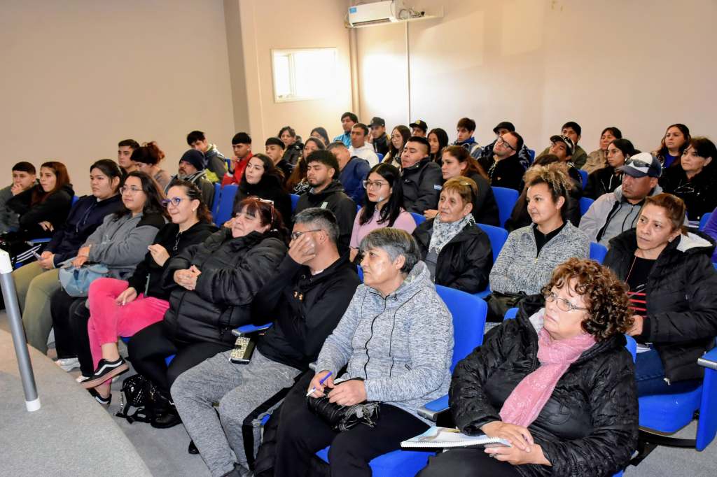 MÁS CIUDADANOS ACCEDEN AL CARNET DE MANIPULADOR DE&nbsp;ALIMENTOS