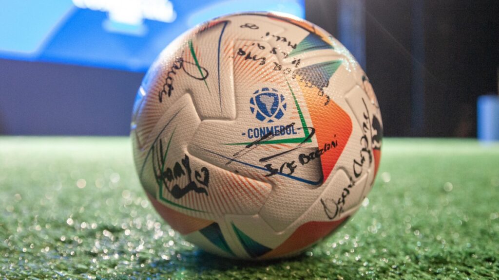 ASÍ ESTÁ LA TABLA DE LAS ELIMINATORIAS SUDAMERICANAS TRAS LA FECHA&nbsp;15.