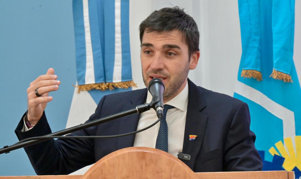 TORRES EXIGIÓ AL STJ QUE DÉ MARCHA ATRÁS CON LOS&nbsp;AUMENTOS