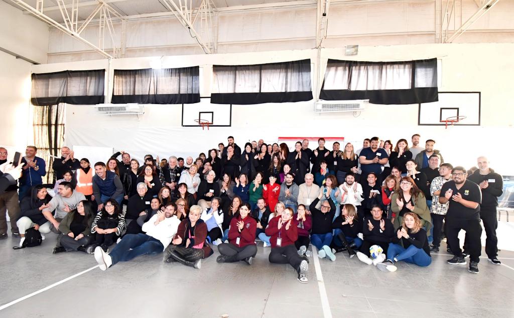 “MUNI CON VOS” ACERCÓ SERVICIOS Y PROPUESTAS CULTURALES AL BARRIO&nbsp;MOREIRA