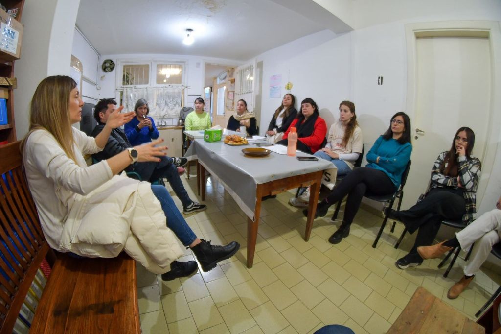 EL GOBIERNO FORTALECE POLÍTICAS SOCIALES JUNTO AL MUNICIPIO DE ESQUEL E INSTITUCIONES DE LA&nbsp;CIUDAD