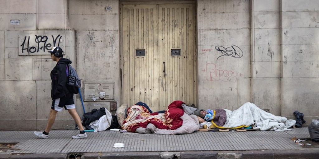 LA POBREZA EN CABA CAYÓ AL 19,9% Y 469.000 PORTEÑOS SALIERON DE ESA CONDICIÓN EN EL ÚLTIMO&nbsp;AÑO