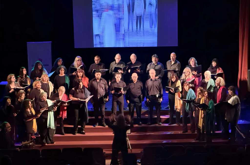 “EL CORO MUNICIPAL PROYECTA NUESTRA IDENTIDAD”, DESTACÓ MERINO EN EL 57° ANIVERSARIO DE LA&nbsp;AGRUPACIÓN