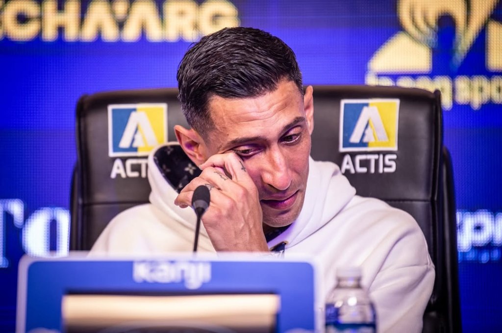 DI MARÍA FUE PRESENTADO EN ROSARIO CENTRAL Y EMOCIONÓ A TODOS: “ES ALGO QUE&nbsp;SOÑABA”