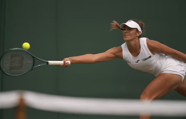 SOLANA SIERRA HIZO HISTORIA EN WIMBLEDON: VENCIÓ A BUCSA Y AVANZÓ A OCTAVOS COMO LUCKY&nbsp;LOSER
