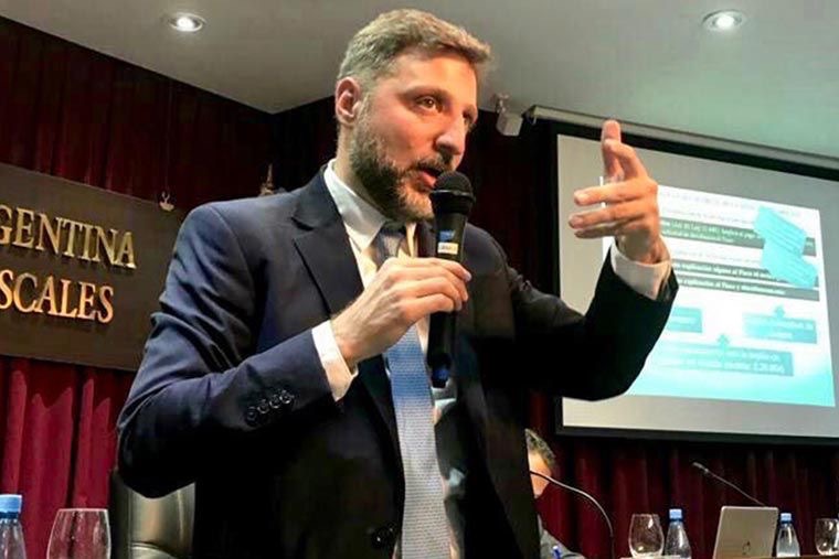 BELLORINI CRUZÓ A LUQUE POR INTENTAR BOICOTEAR LA LLEGADA DE NUEVAS INVERSIONES A&nbsp;CHUBUT