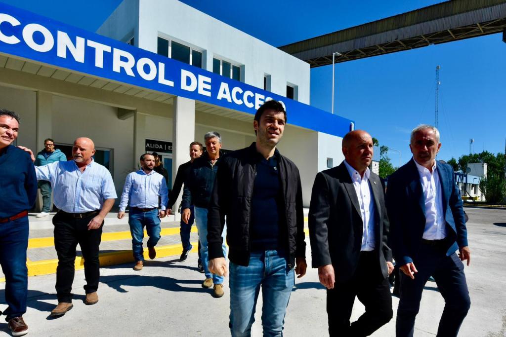 TORRES INAUGURÓ LA CENTRAL DE MONITOREO Y EL NUEVO ESCÁNER EN EL MUELLE ALMIRANTE STORNI DE&nbsp;MADRYN