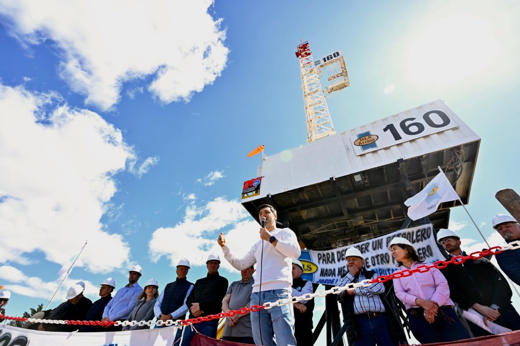 TORRES DESTACÓ EL AVANCE DE LA ERA NO CONVENCIONAL EN CERRO&nbsp;DRAGÓN