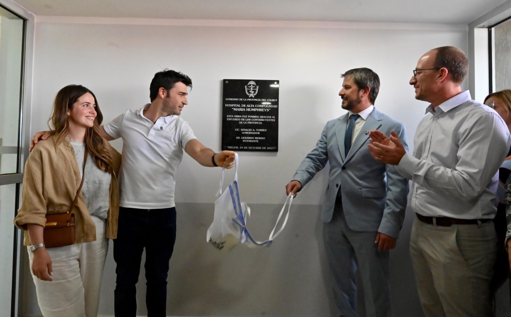 TORRES INAUGURÓ EN TRELEW EL HOSPITAL MÁS MODERNO DE LA&nbsp;PATAGONIA