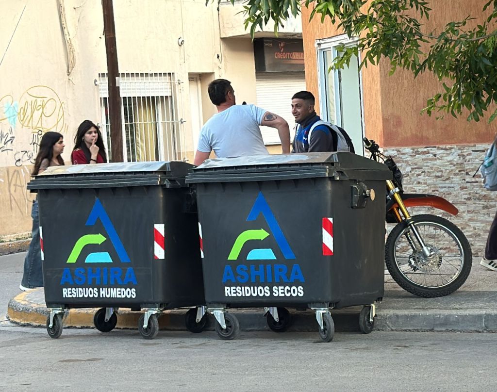 HÚMEDOS Y SECOS: TRELEW IMPLEMENTÓ LA SEPARACIÓN DE&nbsp;RESIDUOS