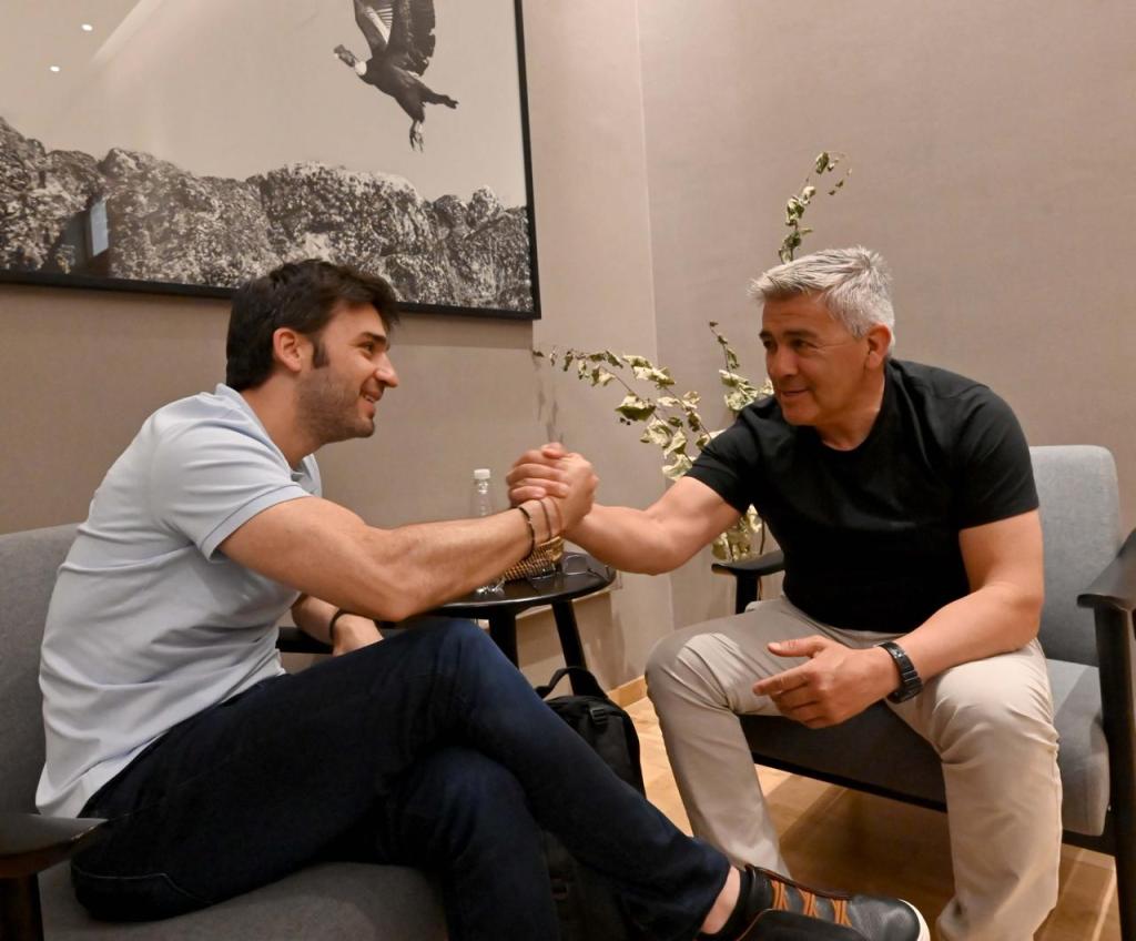 TORRES SE REUNIÓ CON INTENDENTES PARA EVALUAR EL AVANCE DE OBRAS Y DEFINIR PRIORIDADES DE CARA AL&nbsp;2026