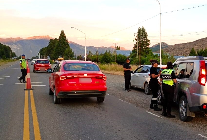 PROVINCIA CONTROLÓ MÁS DE 16.000 VEHÍCULOS Y RETIRÓ A 138 CONDUCTORES DE LA VÍA PÚBLICA EN LAS ÚLTIMAS DOS&nbsp;SEMANAS