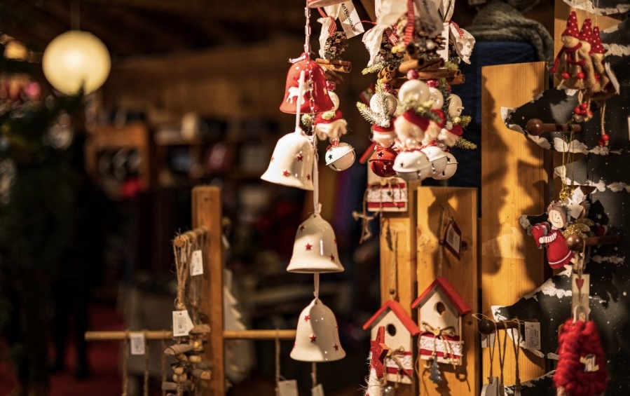 FERIA EMPRENDEDORA NAVIDEÑA “YO ME SUMO” EN EL PASEO FERIAL&nbsp;TRELEW