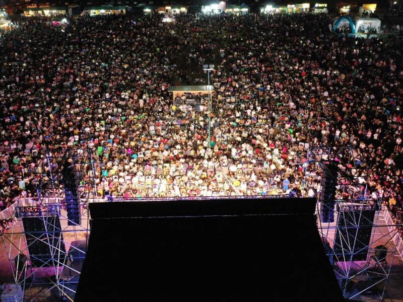 UNA MULTITUD ACOMPAÑÓ EL TELEBINGO SOLIDARIO EN EL HOYO: LO RECAUDADO SERÁ DESTINADO A DAMNIFICADOS POR LOS INCENDIOS&nbsp;FORESTALES