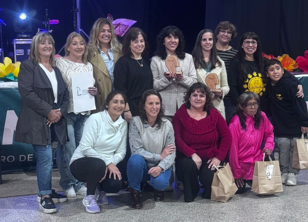 CIENTÍFICAS CHUBUTENSES FUERON RECONOCIDAS EN EL ENCUENTRO MUJERES EMPRENDEDORAS DEL&nbsp;VIRCH