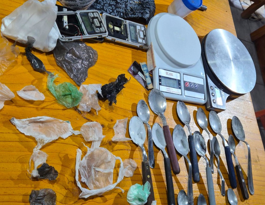 ALLANAMIENTOS POR NARCOMENUDEO EN COMODORO: SECUESTRARON DROGA, ARMAS Y&nbsp;MUNICIONES