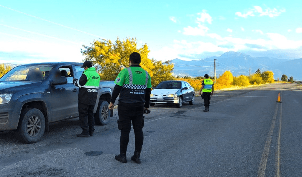 CONTROLARON MÁS DE 7.000 VEHÍCULOS Y SACARON A 72 CONDUCTORES ALCOHOLIZADOS DE LAS CALLES