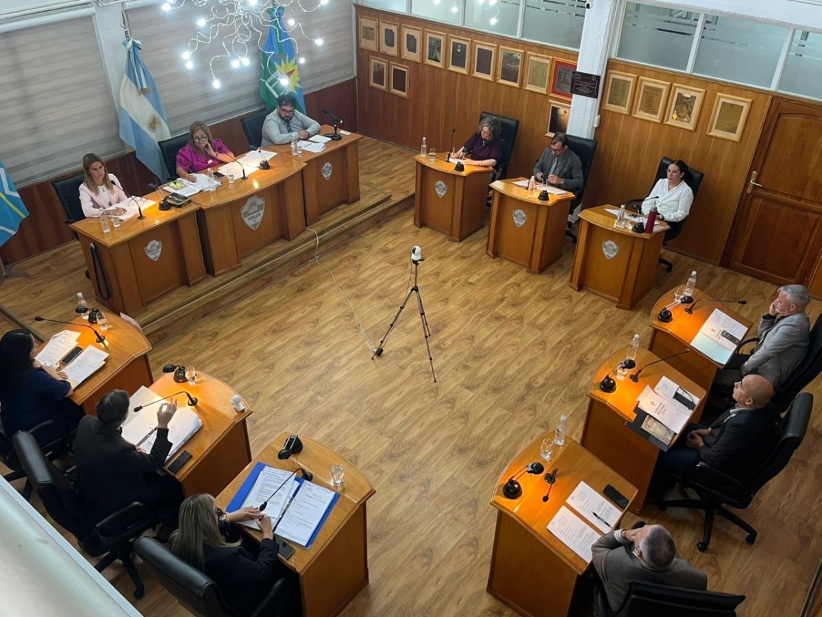 OBRAS, SERVICIOS PÚBLICOS Y MATRIZ PRODUCTIVA, ENTRE LOS TEMAS ABORDADOS EN LA SESIÓN N°&nbsp;950